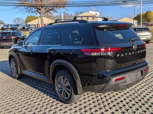 2025 Nissan Pathfinder SV 4WD