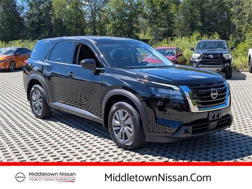 2025 Nissan Pathfinder S 4WD