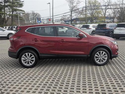 2022 Nissan Rogue Sport S