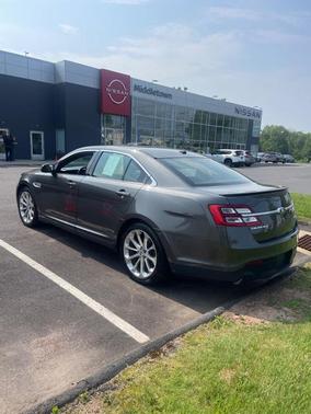 2016 Ford Taurus Limited