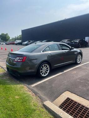 2016 Ford Taurus Limited