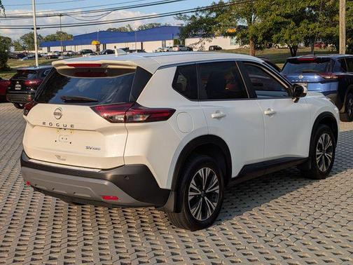 2023 Nissan Rogue SV