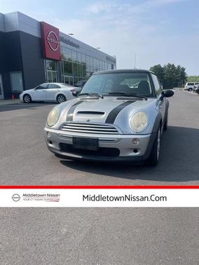 2006 MINI Cooper S Base