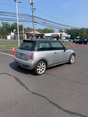 2006 MINI Cooper S Base