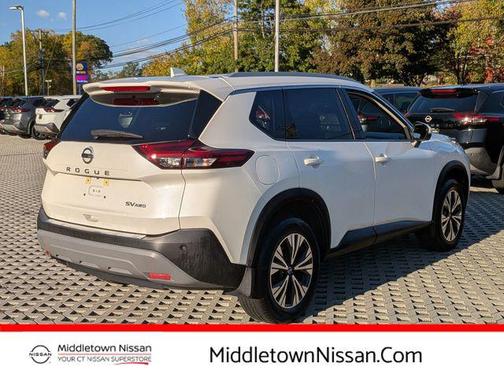 2021 Nissan Rogue SV