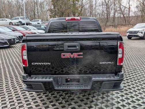 Onyx Black 2019 GMC Canyon Denali