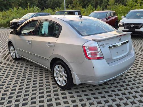 Brilliant Silver Metallic 2011 Nissan Sentra 2.0 S