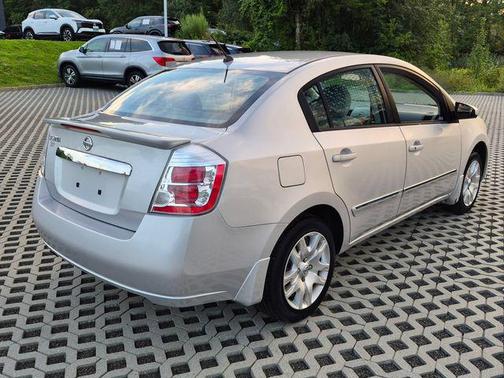 Brilliant Silver Metallic 2011 Nissan Sentra 2.0 S