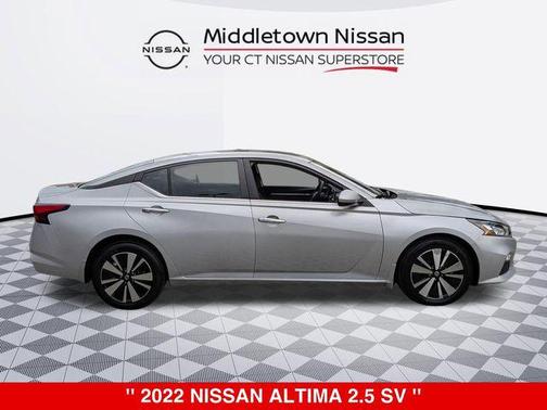 Brilliant Silver Metallic 2022 Nissan Altima 2.5 SV