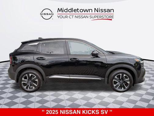 Super Black 2025 Nissan Kicks SV