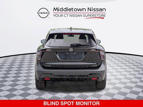 Super Black 2025 Nissan Kicks SV