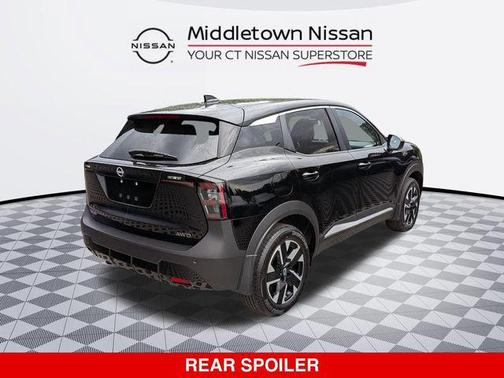 Super Black 2025 Nissan Kicks SV