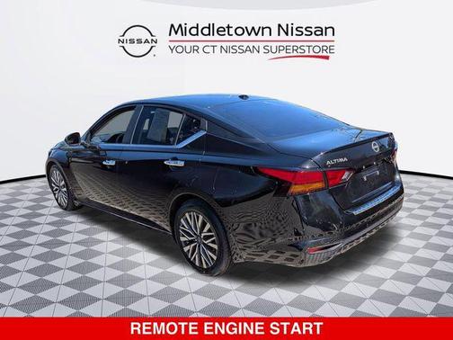 Super Black 2023 Nissan Altima 2.5 SV