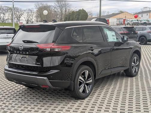 2025 Nissan Rogue SL
