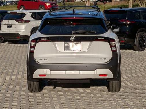 2026 Nissan Kicks SV