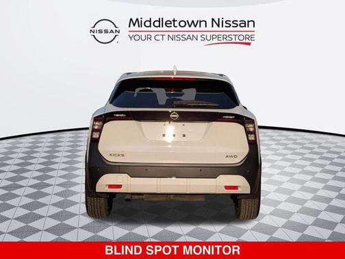 2025 Nissan Kicks SV