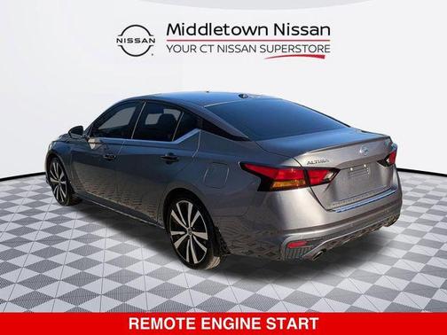 Gun Metallic 2020 Nissan Altima SR FWD