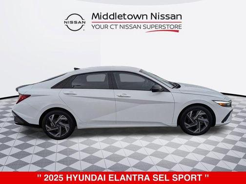2025 Hyundai ELANTRA Sport