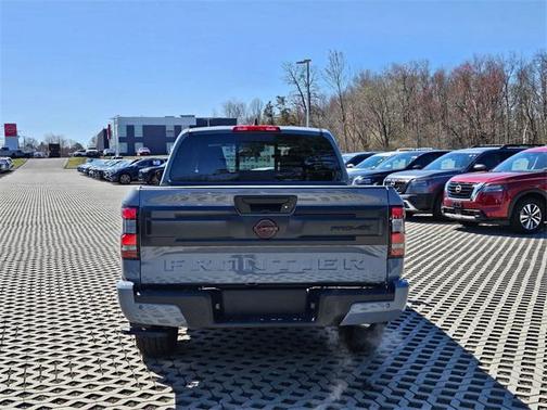 2025 Nissan Frontier PRO-4X