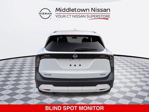 Fresh Powder 2025 Nissan Kicks SV