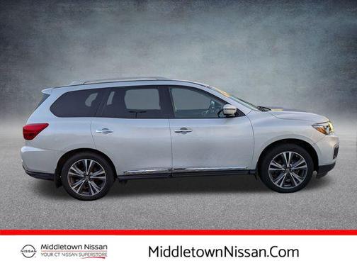 2019 Nissan Pathfinder Platinum