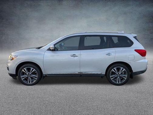 2019 Nissan Pathfinder Platinum