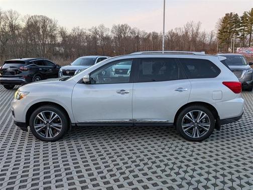 2019 Nissan Pathfinder Platinum