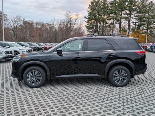 2025 Nissan Pathfinder SV 4WD