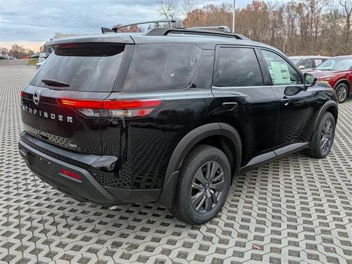 2025 Nissan Pathfinder SV 4WD