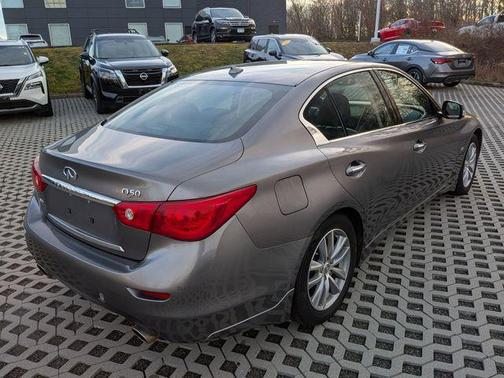2014 INFINITI Q50 Premium