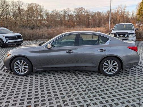 2014 INFINITI Q50 Premium