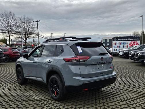 2025 Nissan Rogue Rock Creek