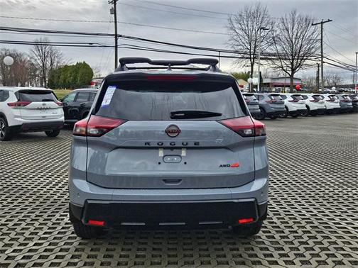 2025 Nissan Rogue Rock Creek