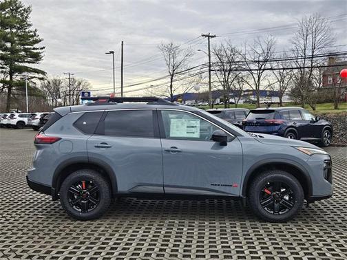 2025 Nissan Rogue Rock Creek