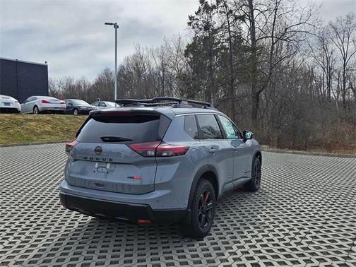 2025 Nissan Rogue Rock Creek