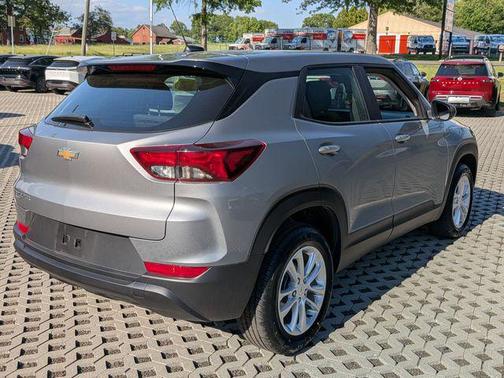 Sterling Gray Metallic 2024 Chevrolet Trailblazer LS