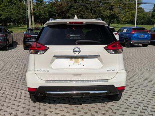 2020 Nissan Rogue SV