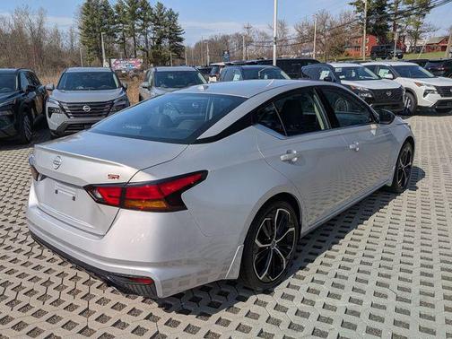 Brilliant Silver Metallic 2024 Nissan Altima SR FWD
