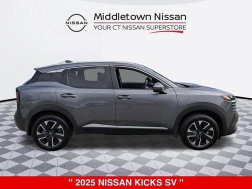 Gun Metallic 2025 Nissan Kicks SV