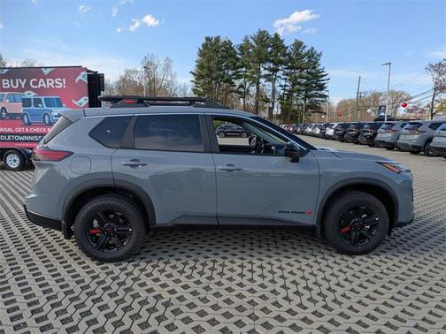 2025 Nissan Rogue Rock Creek