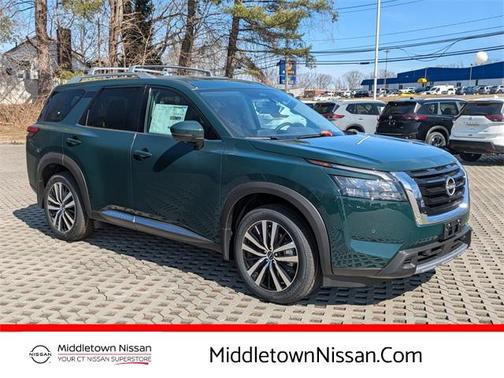 2025 Nissan Pathfinder Platinum 4WD