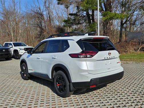 2025 Nissan Rogue Rock Creek