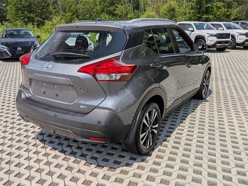 2020 Nissan Kicks SV