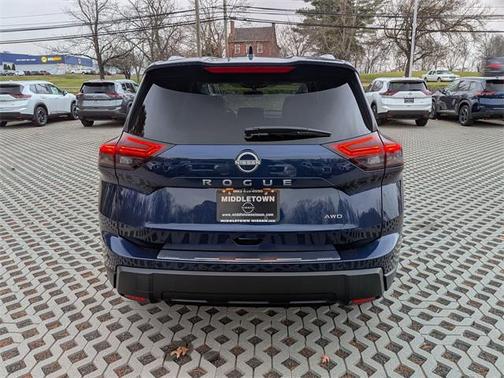 2026 Nissan Rogue SV