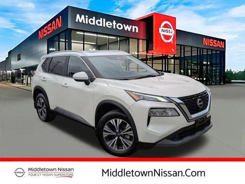 Pearl White Tricoat 2023 Nissan Rogue SV