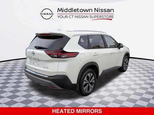 Pearl White Tricoat 2023 Nissan Rogue SV