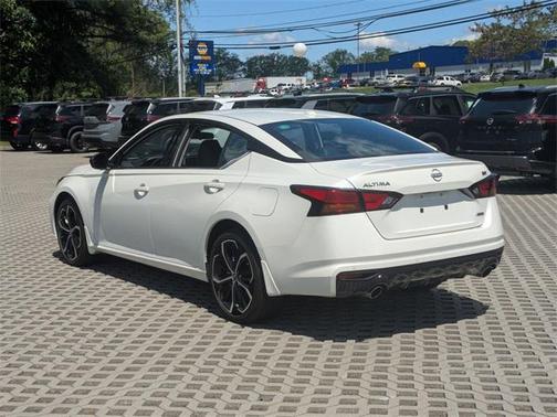 2024 Nissan Altima SR Intelligent AWD