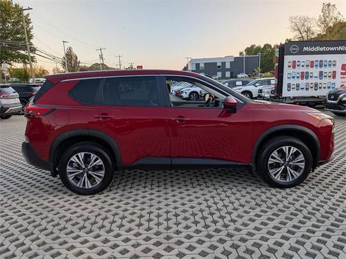 2022 Nissan Rogue SV