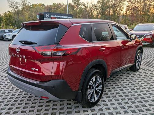2022 Nissan Rogue SV