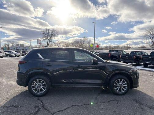 2025 Mazda CX-5 2.5 S Select Package